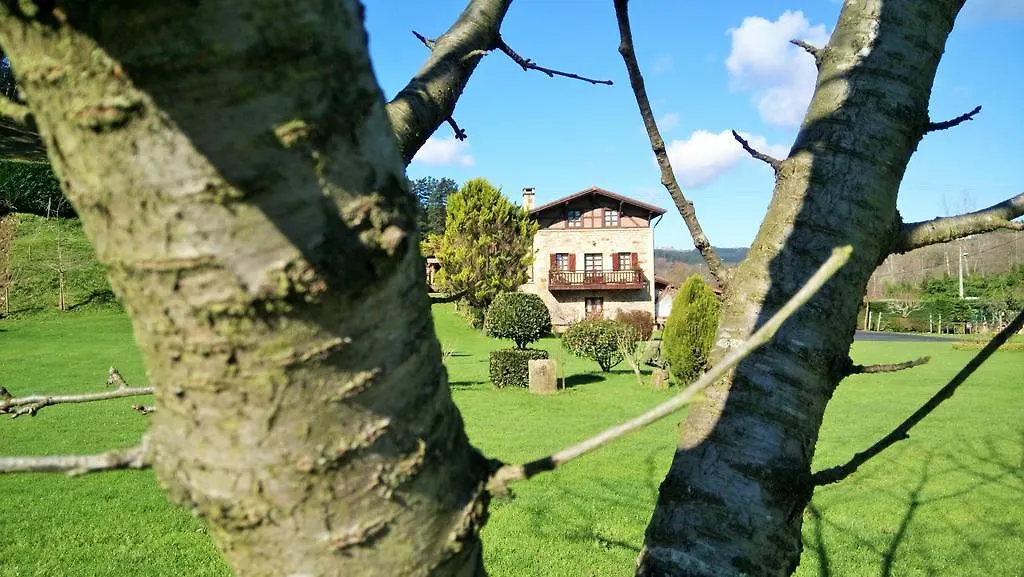 Casa Rural Erdikoetxe Galdakao Spanje